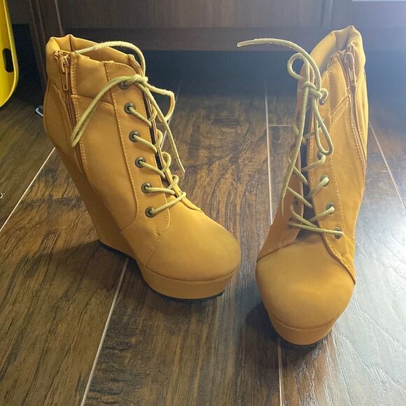 Women Bootie Wedges - Picture 2 of 6